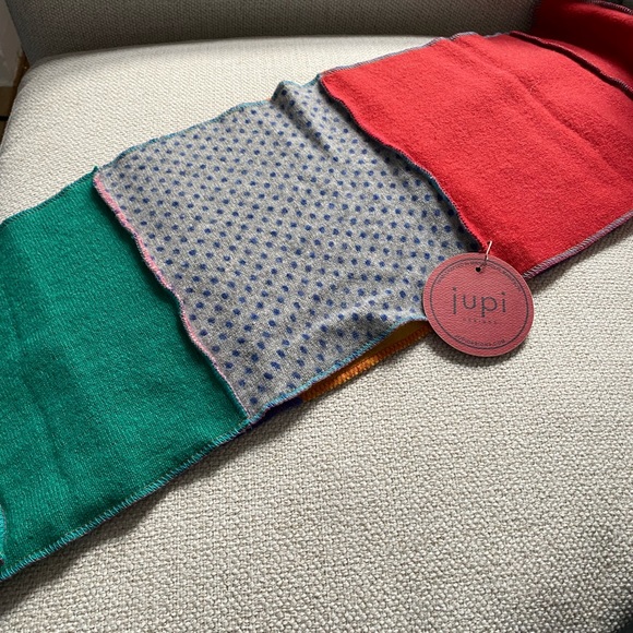 NWT Handmade Infinity Scarf - Picture 1 of 5